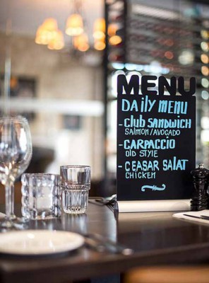 Securit® Stolní popisovací tabule MENU s popisovačem, hliníkový stojánek - Barový, restaurační servis a hotelové doplňky - Nabídkové tabule stolní - Tabulka s motivy s hliníkovým podstavcem